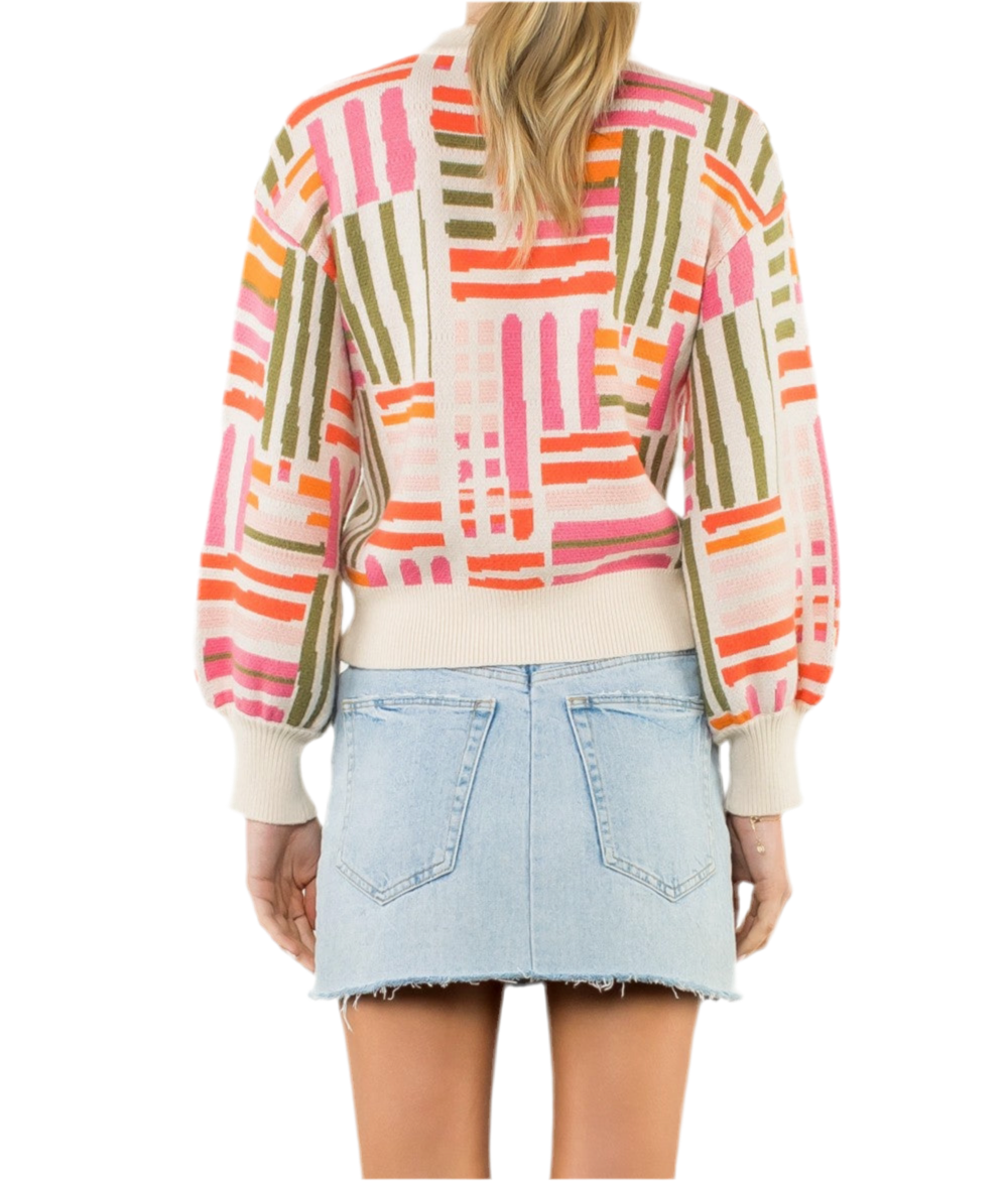 TWISTED LINES PATTERNED TOP