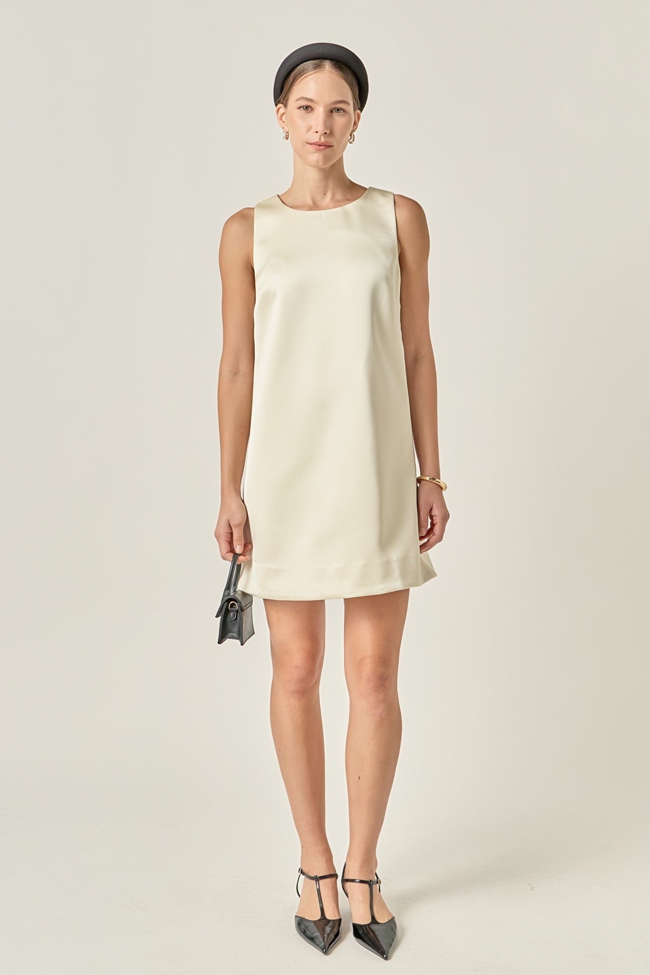 ANN Satin Sleeveless Midi Dress