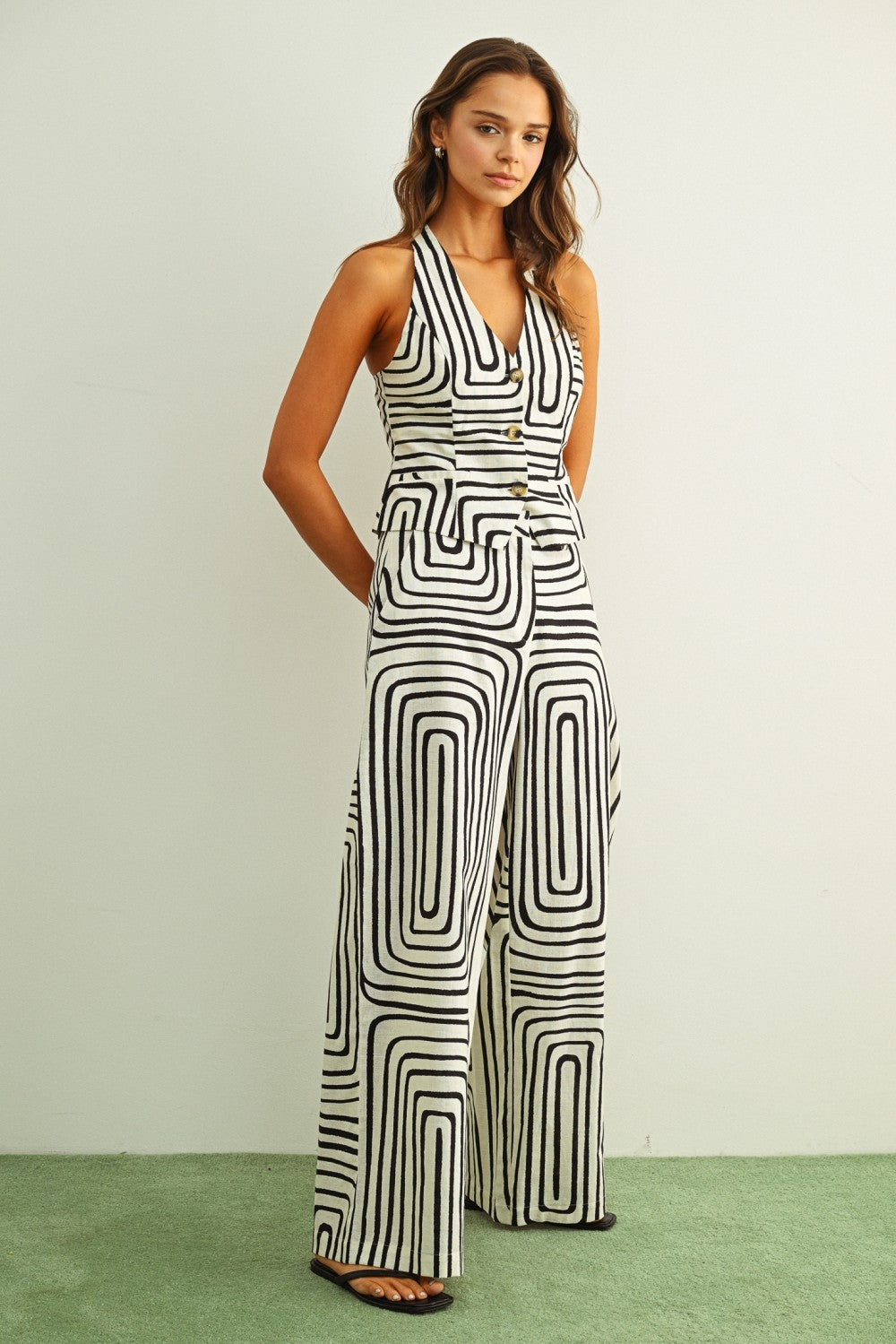 Grid Print Wide Leg Trouser