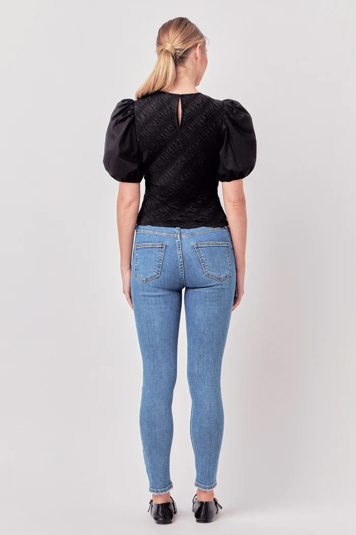 ASYMMETRICAL SMOCKED TOP