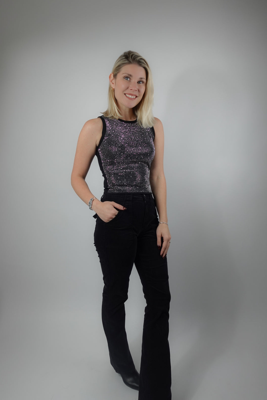 SHINIA TOP