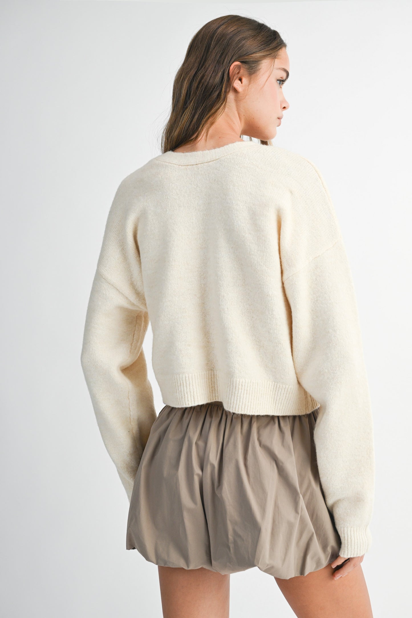BOWS IN SUCH SWEATER TOP