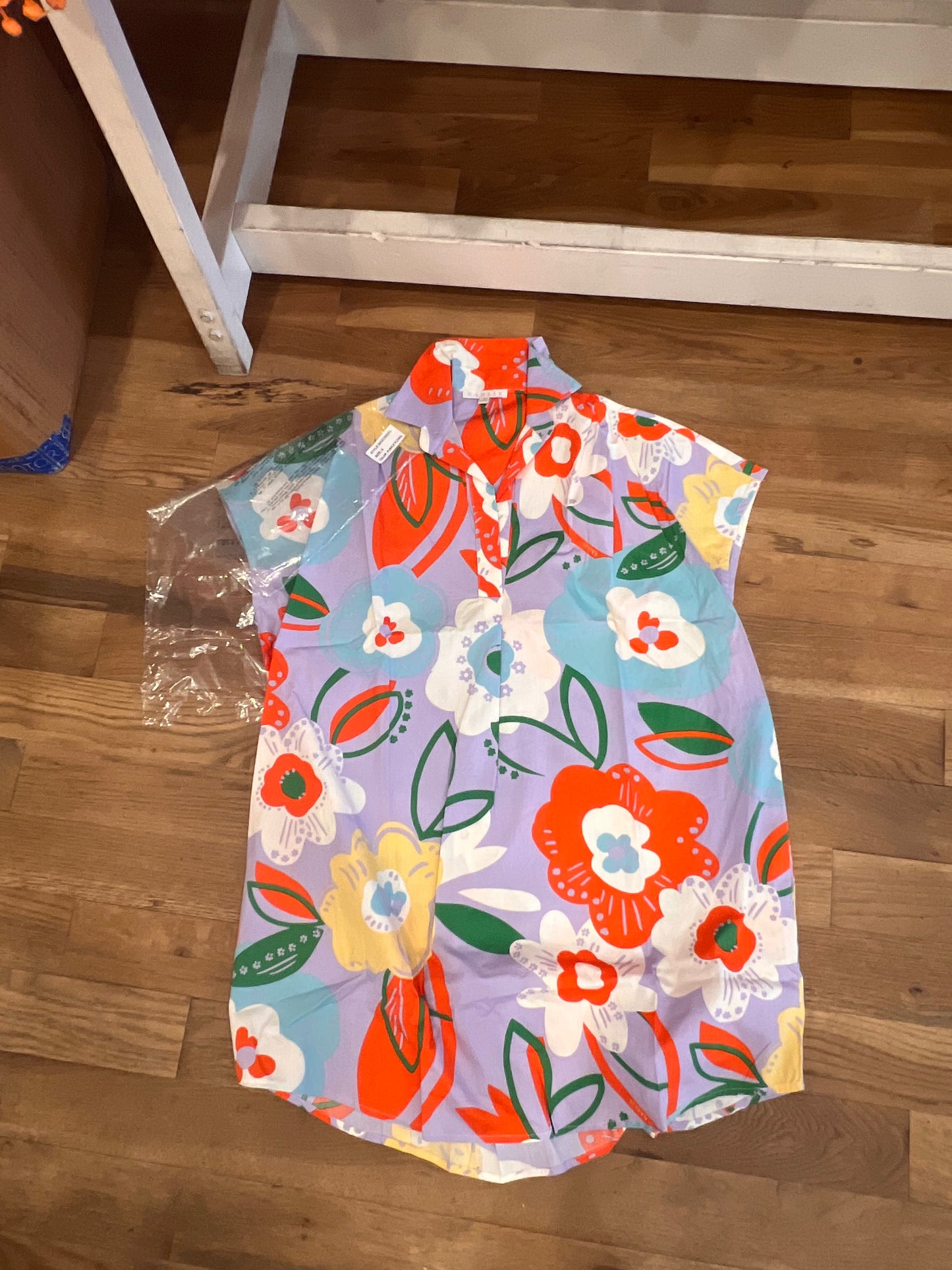 ARTIST FLORAL SIGNATURE VNECK COLLAR DRESS