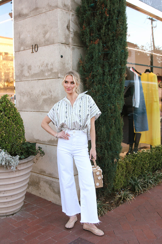 FRENCH FLORAL VNECK COLLAR TOP