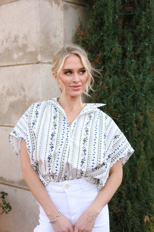 FRENCH FLORAL VNECK COLLAR TOP