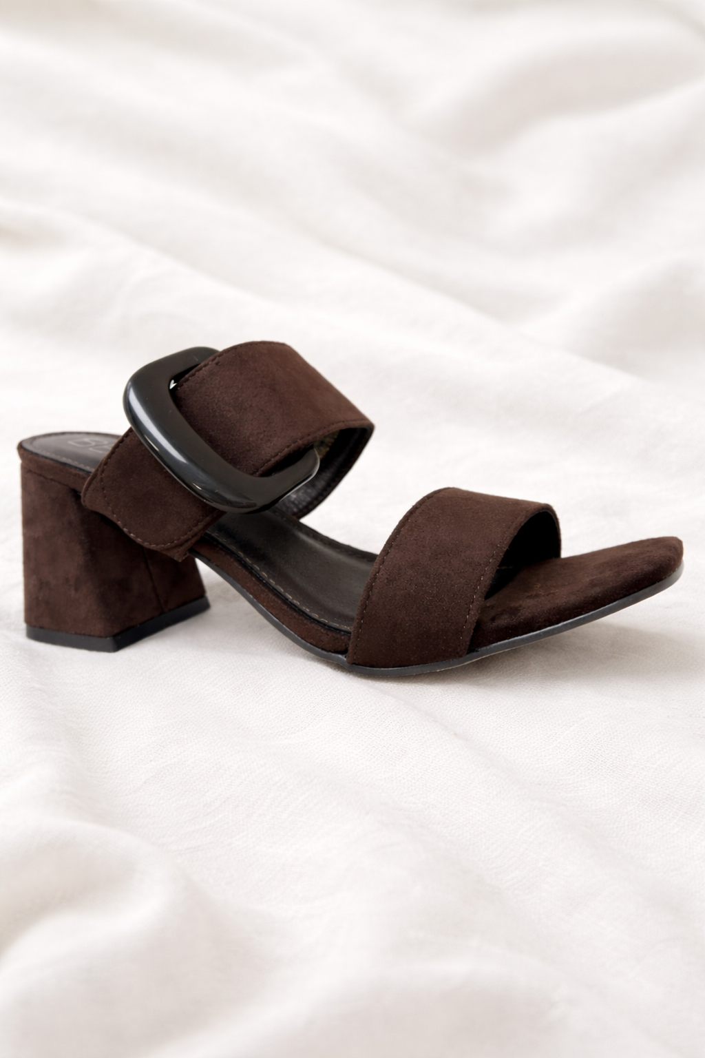 SALLY ELEGANT BROWN SUEDE SCANDAL