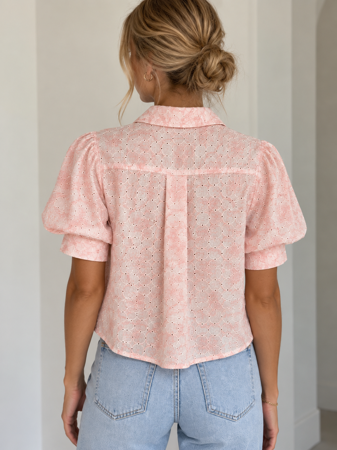 Eyelit Vneck Slv Less Top