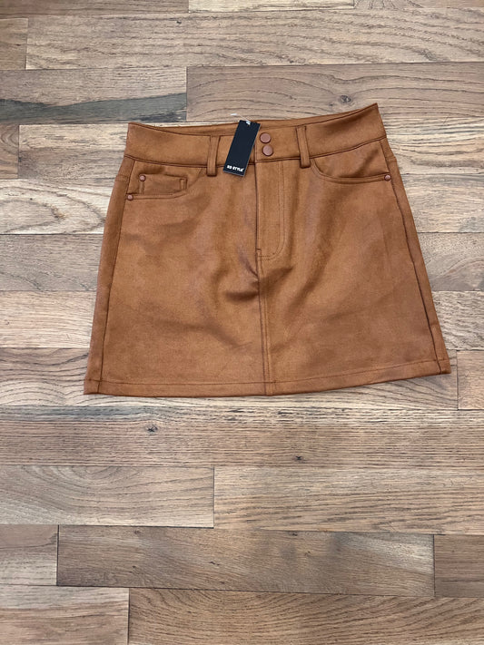 MISSY ZIP UP MINI SKIRT